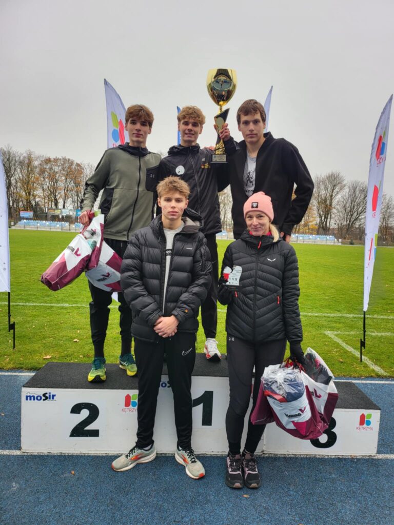 Kętrzyńskie Biegi – Trójka Niepodległości – nasi na podium. Kętrzyńskie Biegi – Trójka Niepodległości – nasi na podium.