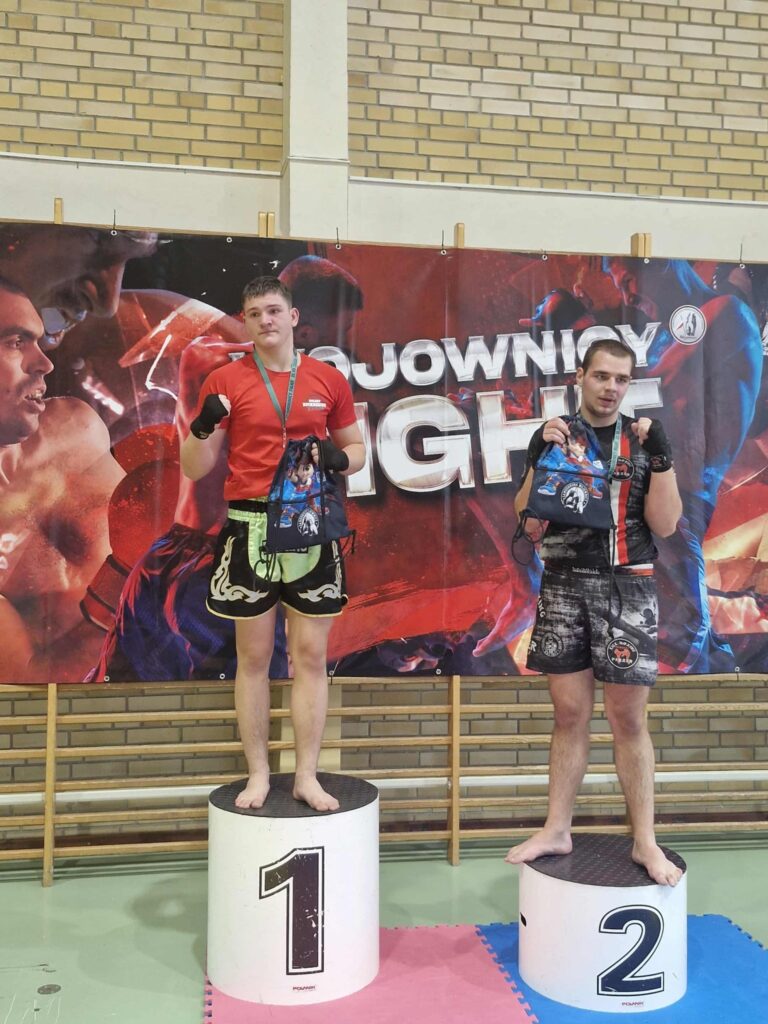 Rafał Tyszko zwycięża w Suwałkach na ,,Turnieju Wojowników” w kick light.